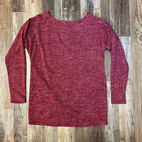 Burgundy Twisted Hem Top with Leopard pocket - Picture 3 of 9